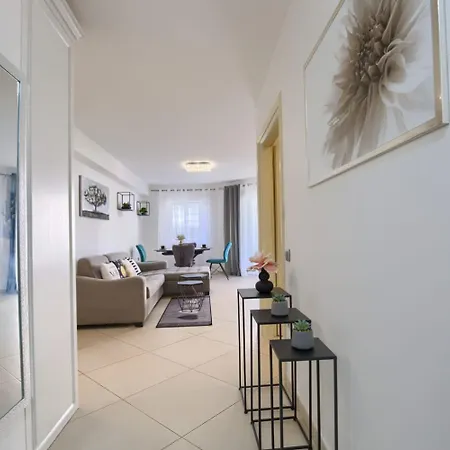 Apartmán Comfortable Near The