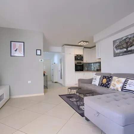 Apartmán Comfortable Near The