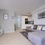 Apartman Comfortable Near The
